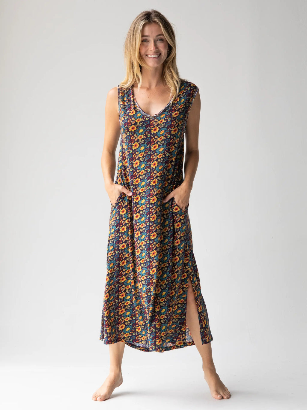 Hangout Printed Knit Midi Dress - Navy Olive Floral